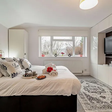 2 Bed In Stratford-Upon-Avon 94299 Villa Buitenkant foto