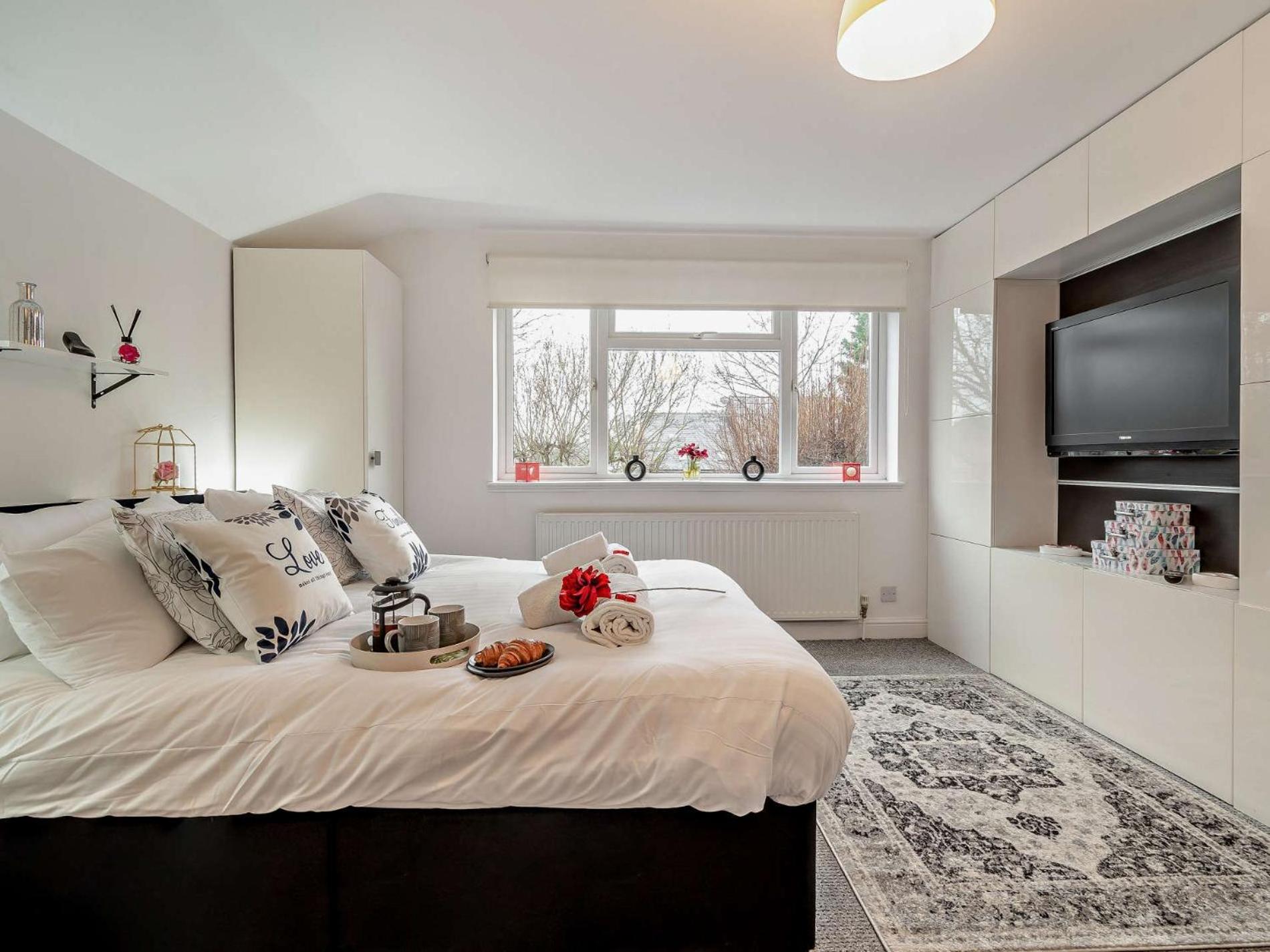 Holiday home 2 Bed In 94299